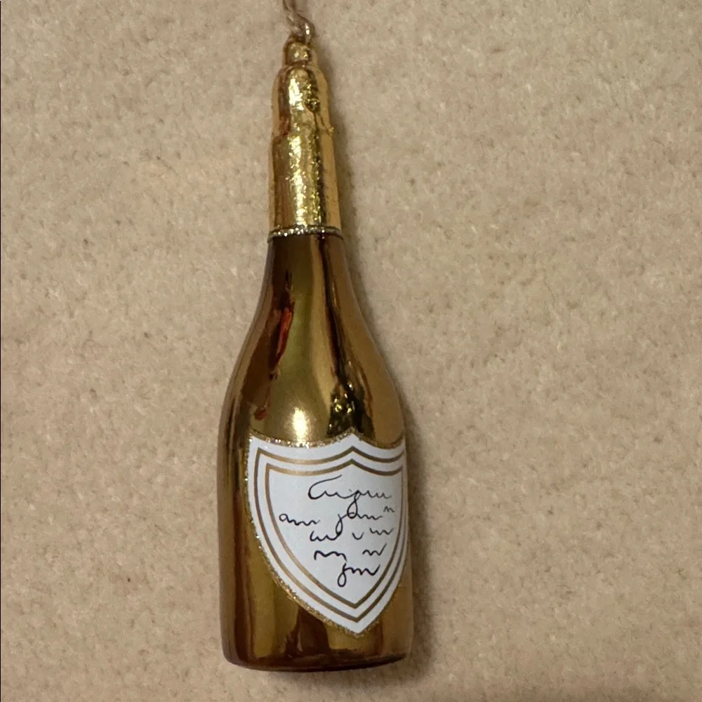 Williams Sonoma holiday ornament set - Champagne, Hot Dog and pita bread.